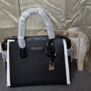New Michael Kors Black Crossbody